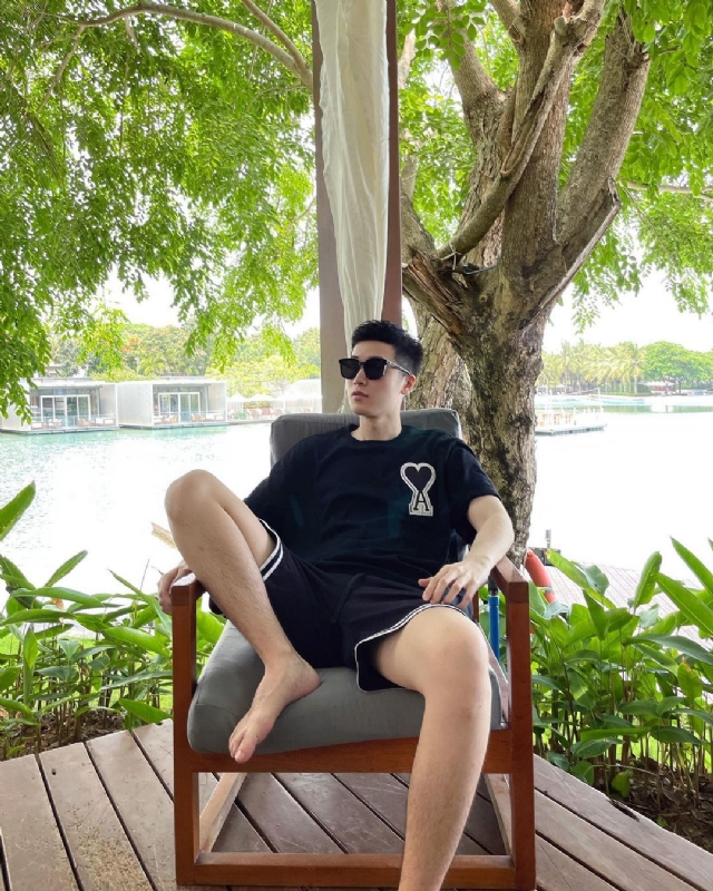 VV的第一张照片--香港上门女婿服务网